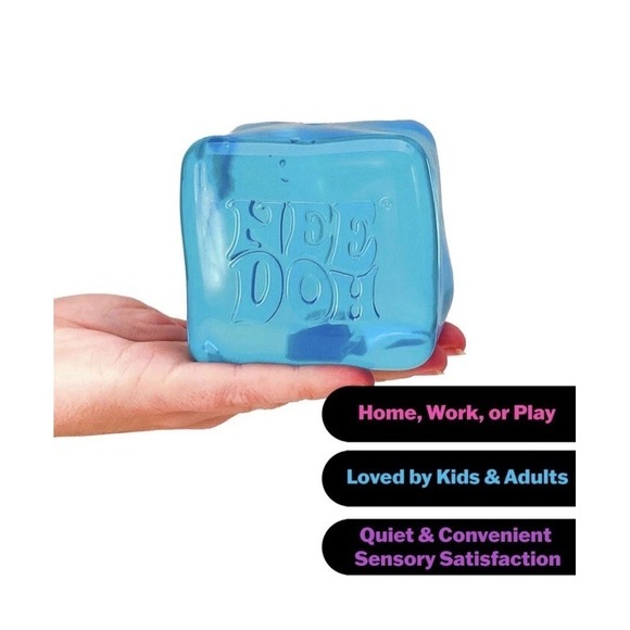 NeeDoh Nice Berg Blue XL Giant Nee Doh Nice Cube Solid Squish Jelly Ice Block - Picture 2 of 4